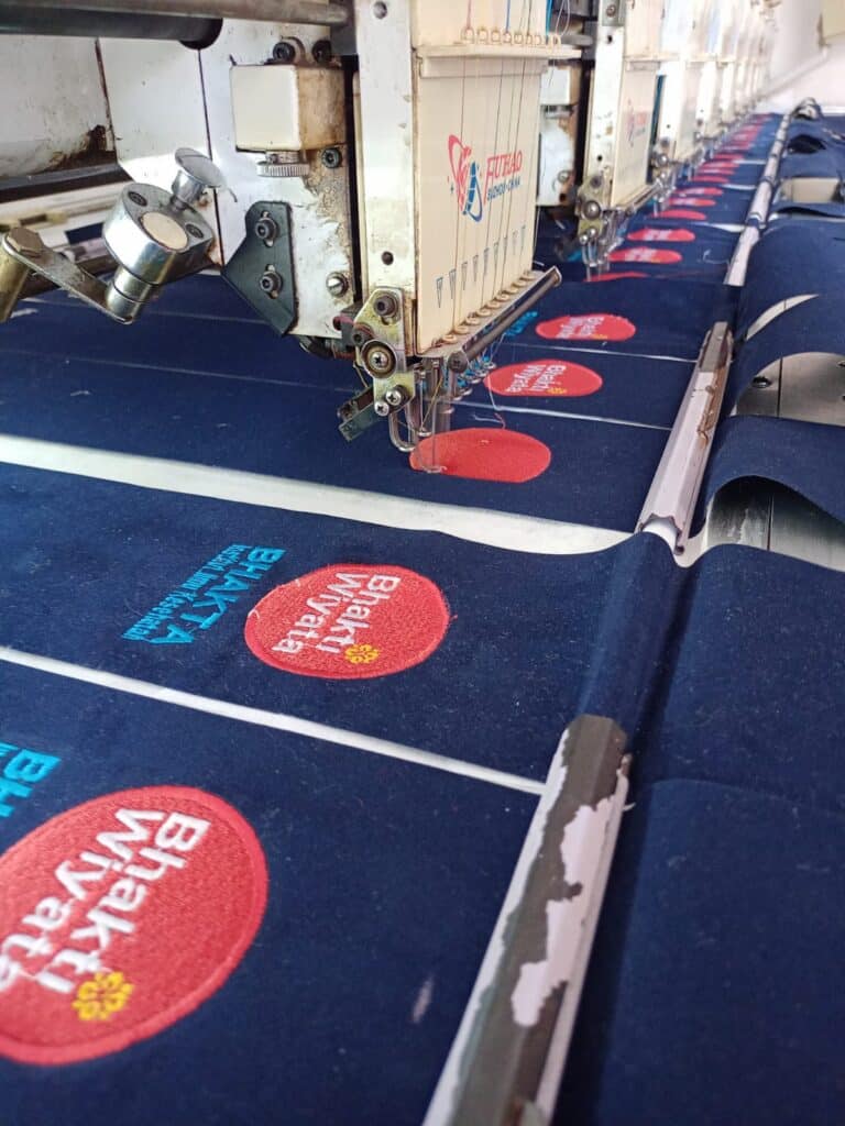 produksi selempang wisuda